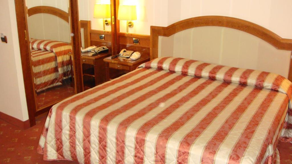 Albergo Corona Domodossola Quarto foto